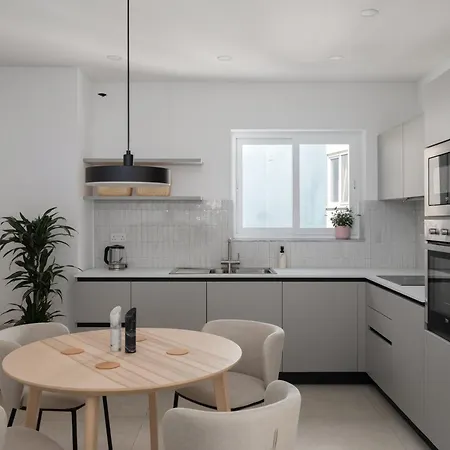 Modern 2br With Outside Furniture - Close To Sliema, Saint Julians & Valletta Apartament