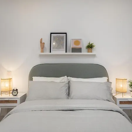 Modern 2br With Outside Furniture - Close To Sliema, Saint Julians & Valletta